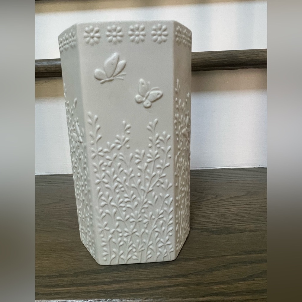 Bisque butterfly  vase Shafford